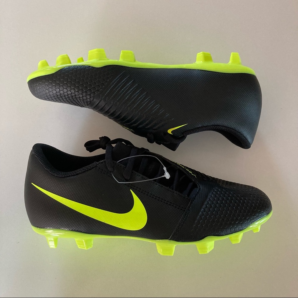 Nike Youth Size 5.5 Phantom Venom FG Soccer Cleats - Picture 7 of 8